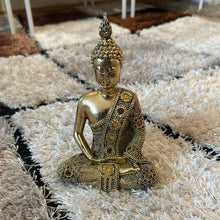 Lade das Bild in den Galerie-Viewer, Buddha Figur Gold
